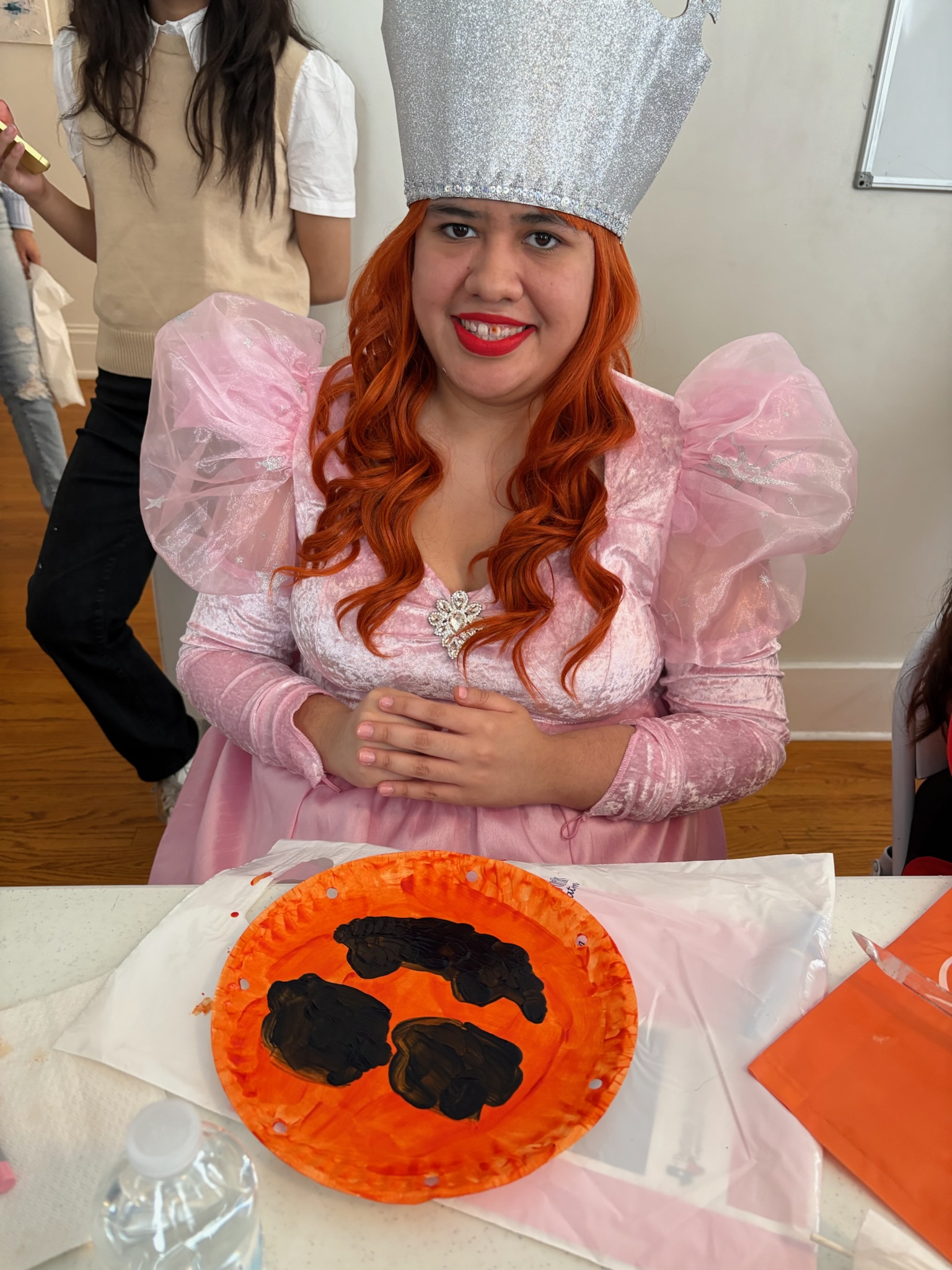 Halloween arts and crafts event photo 5